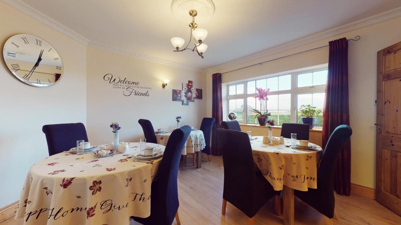 Ross Beach Family Farmhouse B&B Killala ภายนอก รูปภาพ